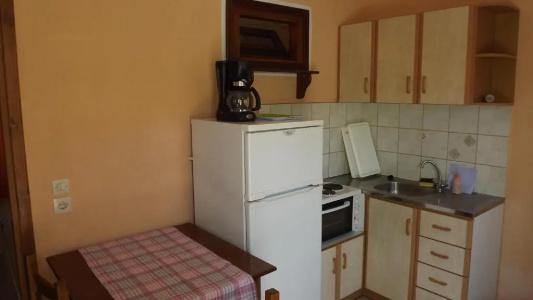 Pefka Studios & Apartments - 29