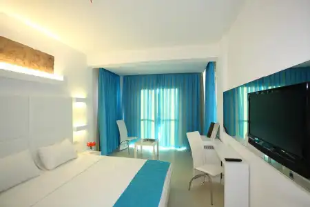COSTA LUVİ - 4