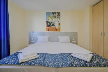 Münchner Hof - 90