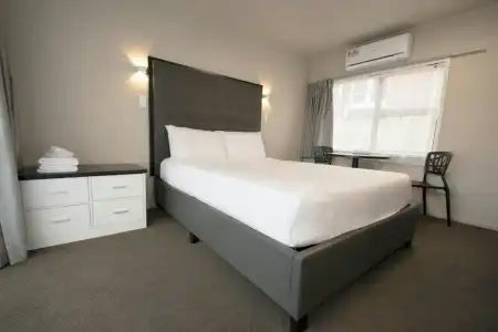 Middlemore Motel - 16