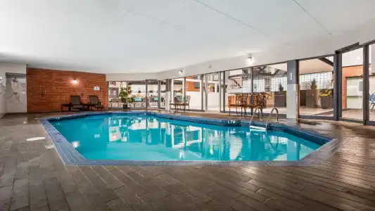 Best Western Laval-Montreal - 36