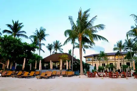 Iyara Beach & Plaza - 19