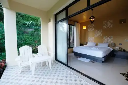 Hi - Scene Resort - 35