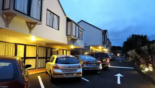 Anzac Court Motel - 11