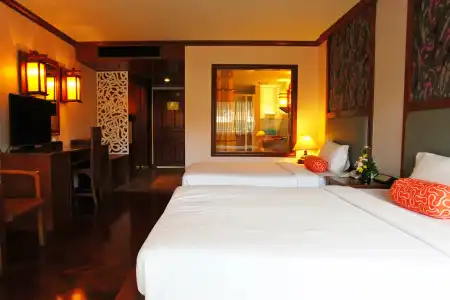 Baumanburi Patong - 4