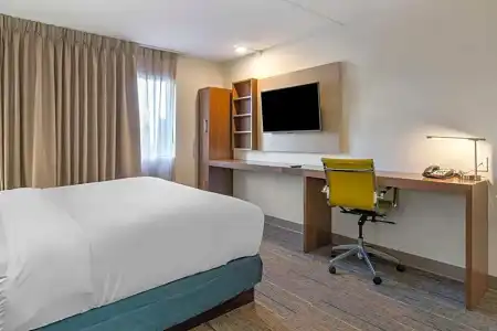 MainStay Suites Lexington I-75 - 21