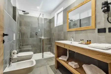 Camina Suite & Spa - 81