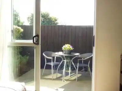 Fyffe On Riccarton - 23