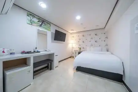 Kyoung Dong - 22