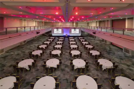 DoubleTree by Hilton Brighton Metropole - 17