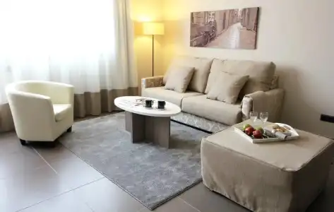 Pierre & Vacances Barcelona Sants - 36