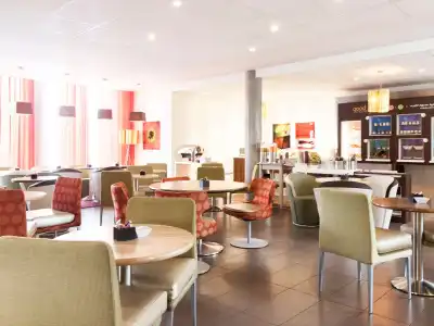 Novotel Suites Reims Centre - 17