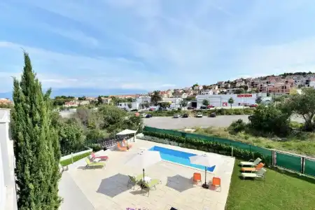 Bretia Apartments - 108
