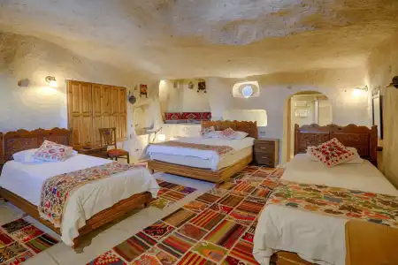 Tulip Cave Suites - 36