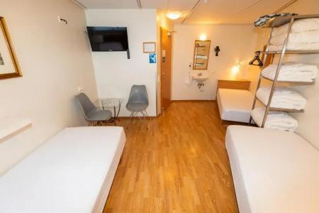 Akureyri Hostel - 44