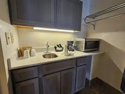 Bluegrass Extended Stay - 43
