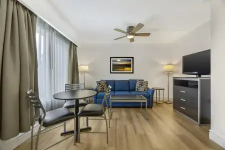 Best Western Pier Point Inn - 103