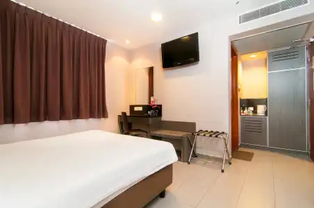 ibis budget Singapore Sapphire - 4