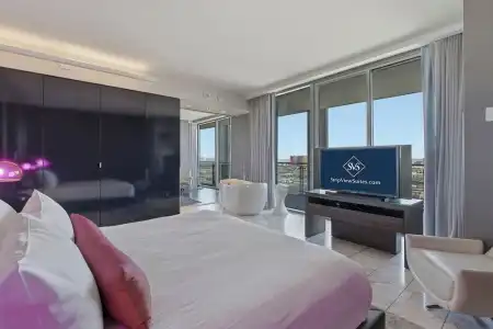 Beautiful Palms Place Suite - 245
