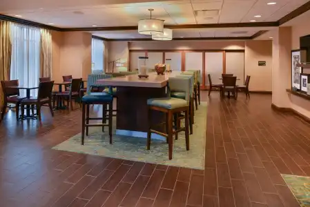 Hampton Inn Omaha Midtown-Aksarben Area - 24