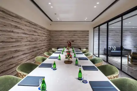 Radisson Blu Mumbai International Airport - 14