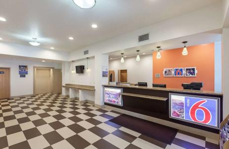 Motel 6 Fort Worth, TX - 11