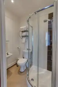 Sportsview Guest House - 71