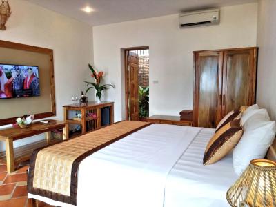 Ancarine Beach Resort - 1