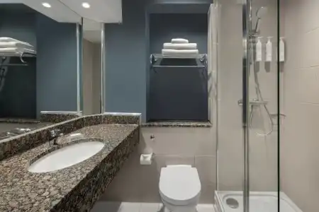 Deltas by Marriott Bristol City Centre - 76