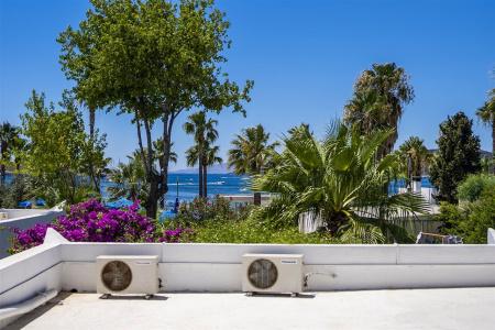 Nagi Beach - 32