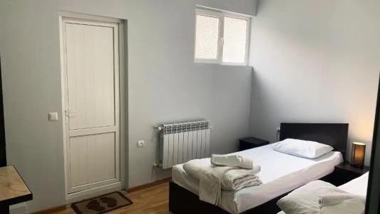 Domino Yerevan Hostel & Tours - 42