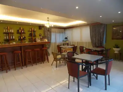 John & Mary's Studios - 16
