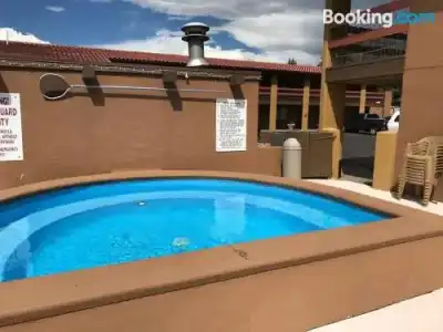 Adobe Inn - 12