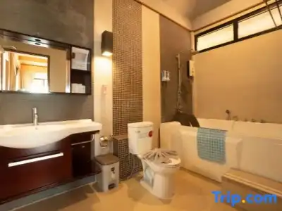 The Grace Amphawa - 114
