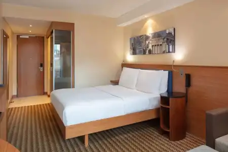 Hampton by Hilton Berlin City West - 5