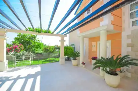 Villa Dragana with Heading Swimming Pool and Parking - 39