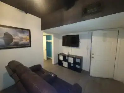 Desert Hills Motel - 55