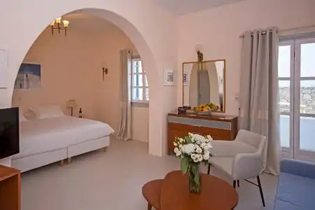 Mykonos Adonis - 135