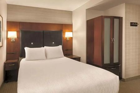 DoubleTree by Hilton New York Midtown Fifth Ave - 61