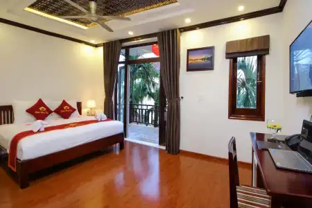 Little Town Villa - 3
