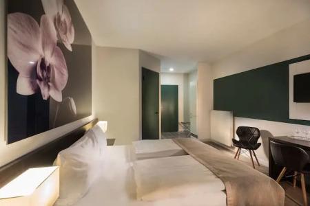 Days Inn by Wyndham Dessau - 18