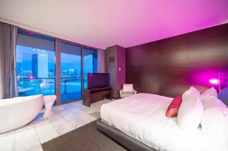 Beautiful Palms Place Suite - 445