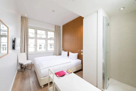 Ellington Berlin - 5