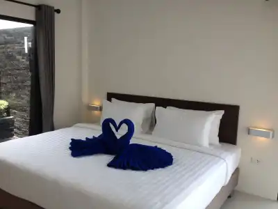 Limelight Village - 5