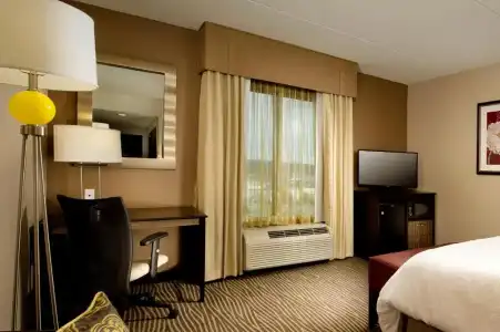 Hampton Inn & Suites Chattanooga/Hamilton Place - 65