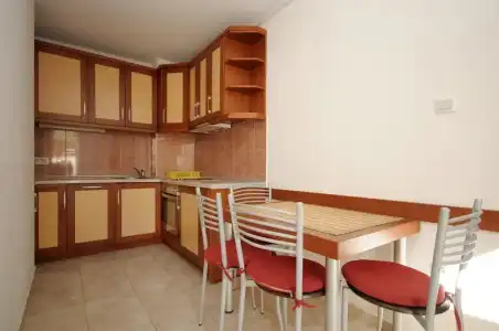 R-Club Old Town Apartments - 10