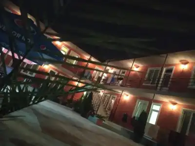 Pavillion Guest House - 17