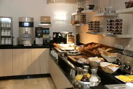 Golden Tulip Cannes de Paris - 14