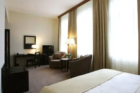 Grand Palace Hannover - 4
