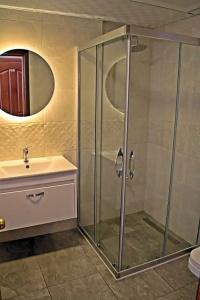 Rosy Suites - 152